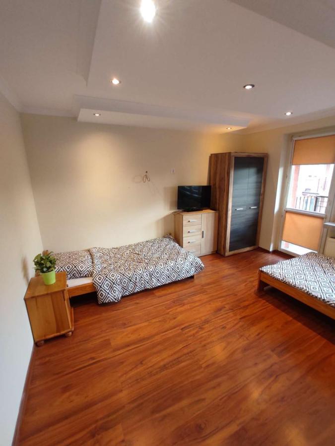 Ferienwohnung Sloneczne Pokoje Gliwice Exterior foto